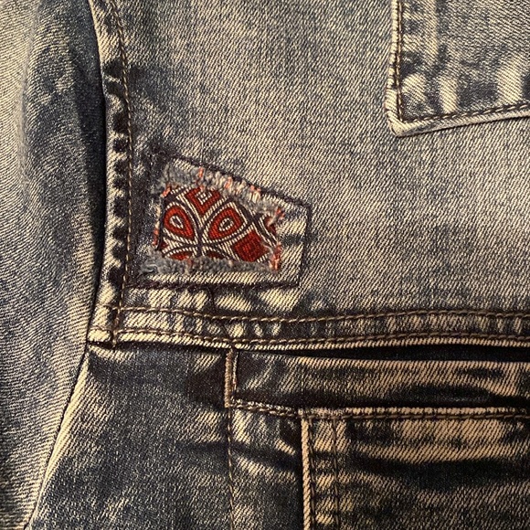 Jean Jacket - Picture 4 of 8